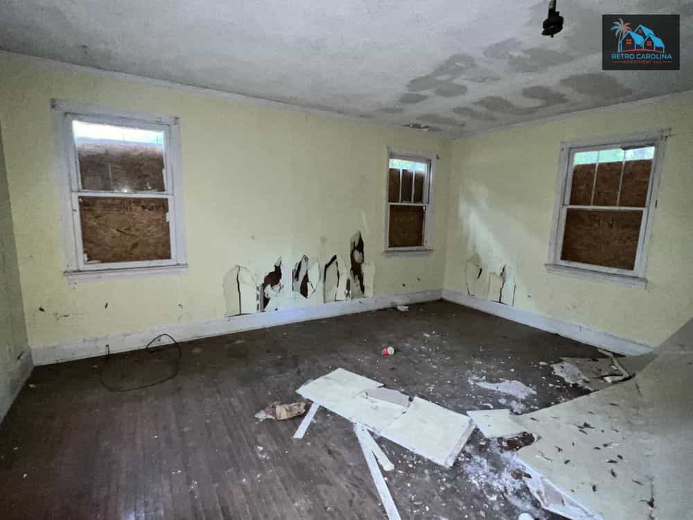 Picture of undefined, number 5