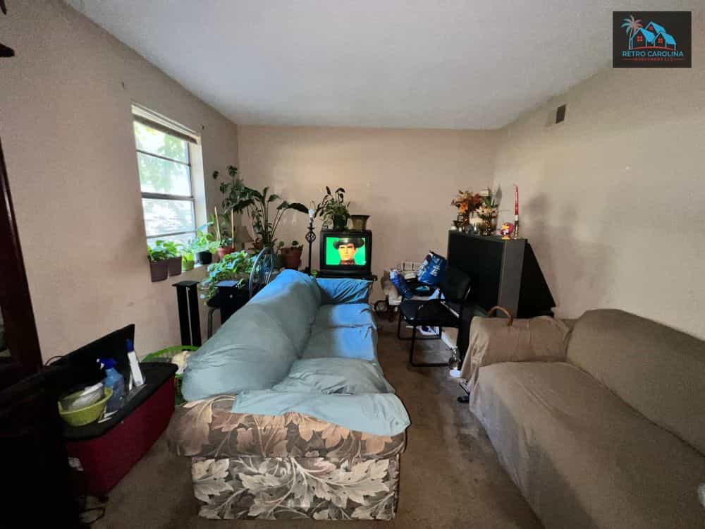 Picture of undefined, number 5