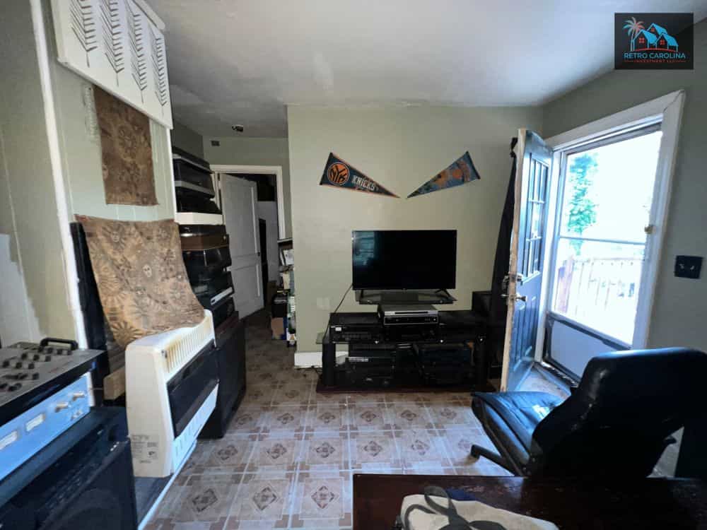 Picture of undefined, number 5