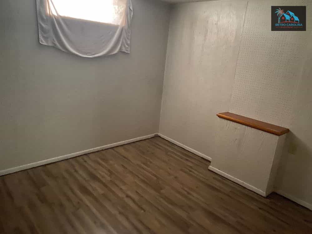 Picture of undefined, number 5