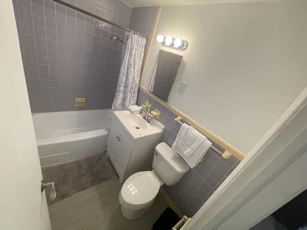 Picture of undefined, number 5