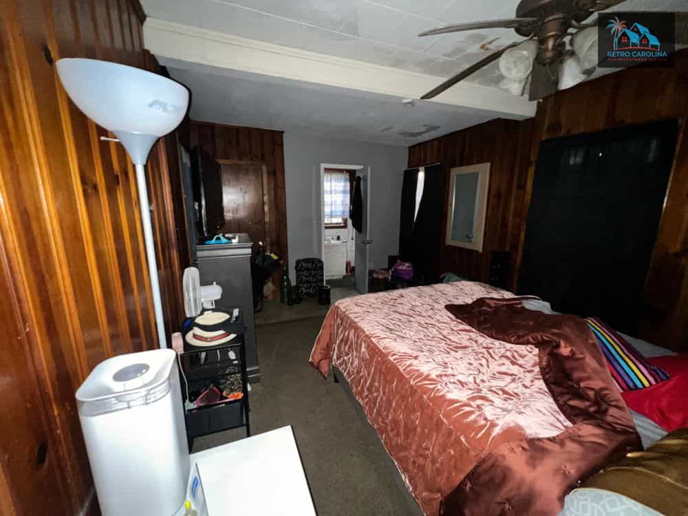 Picture of undefined, number 6