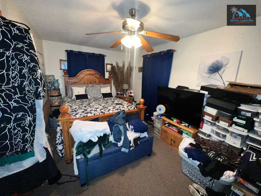 Picture of undefined, number 6