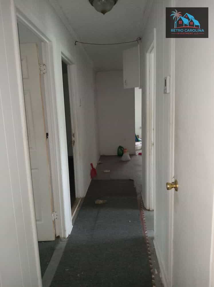 Picture of undefined, number 6