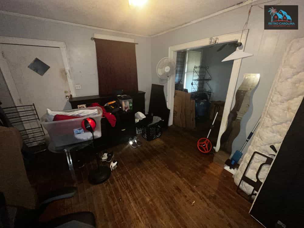 Picture of undefined, number 6