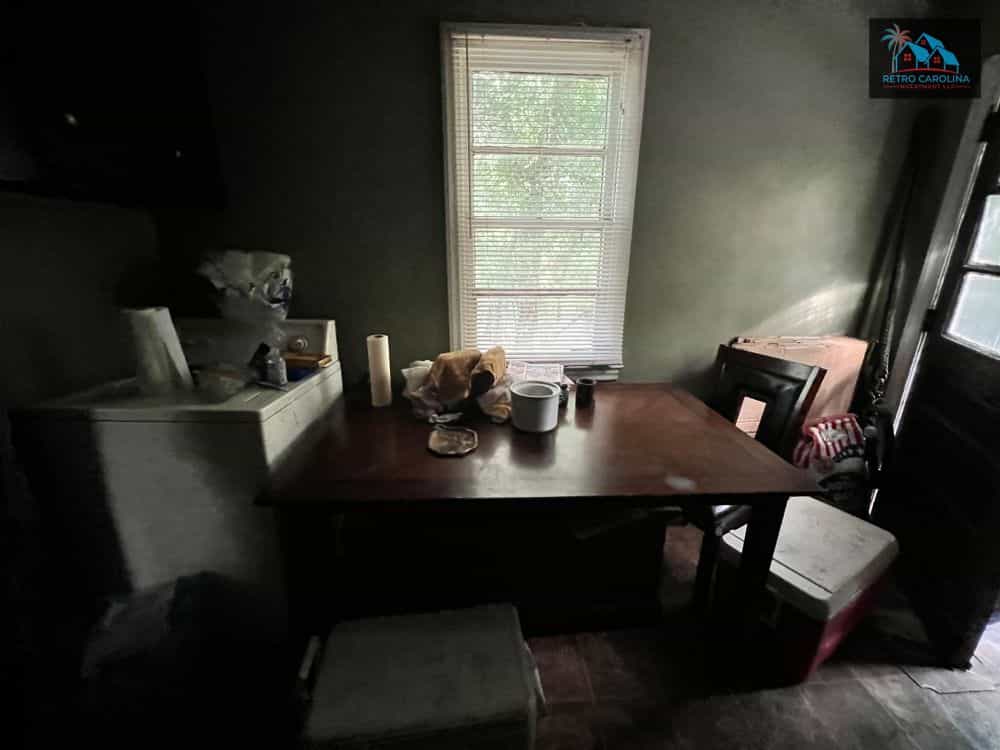 Picture of undefined, number 6