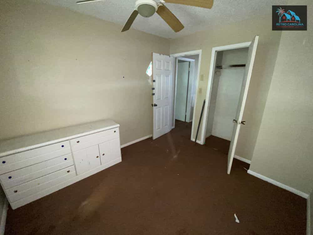 Picture of undefined, number 6