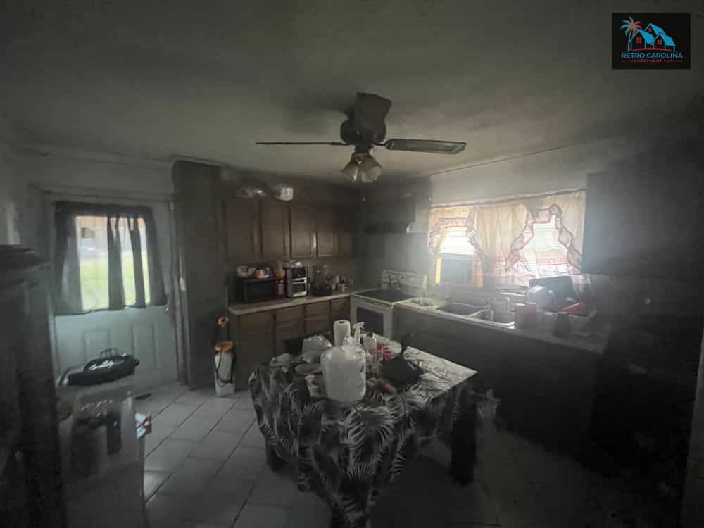 Picture of undefined, number 7