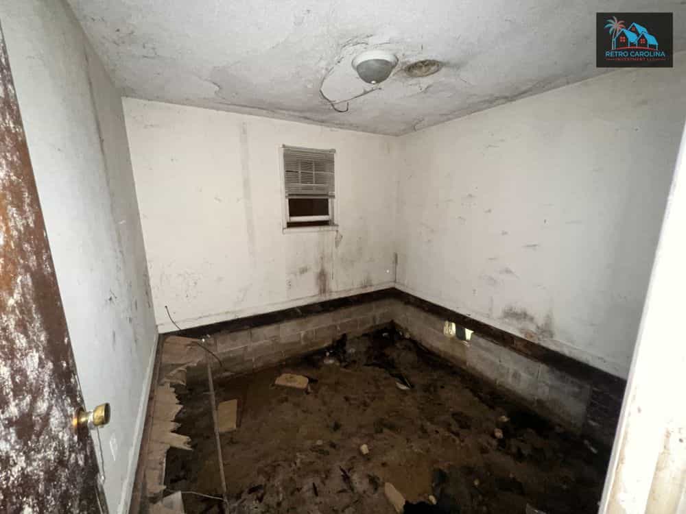 Picture of undefined, number 7