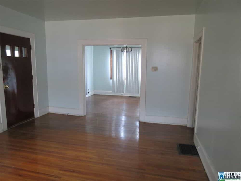 Picture of undefined, number 6
