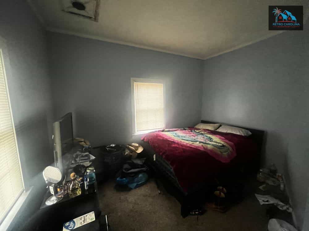 Picture of undefined, number 7