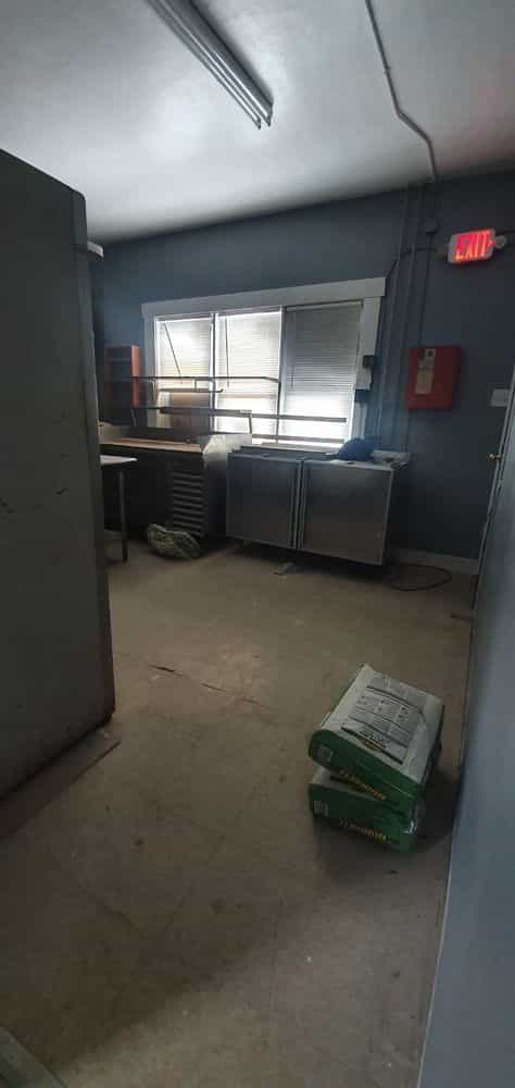 Picture of undefined, number 9