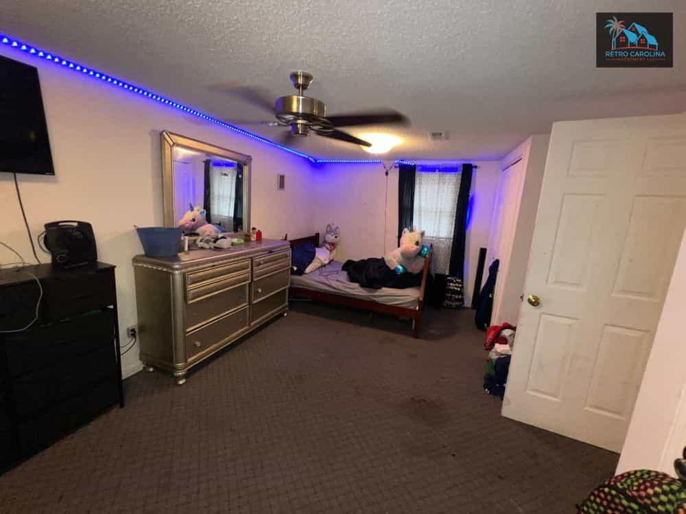 Picture of undefined, number 7