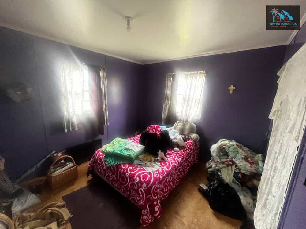 Picture of undefined, number 7