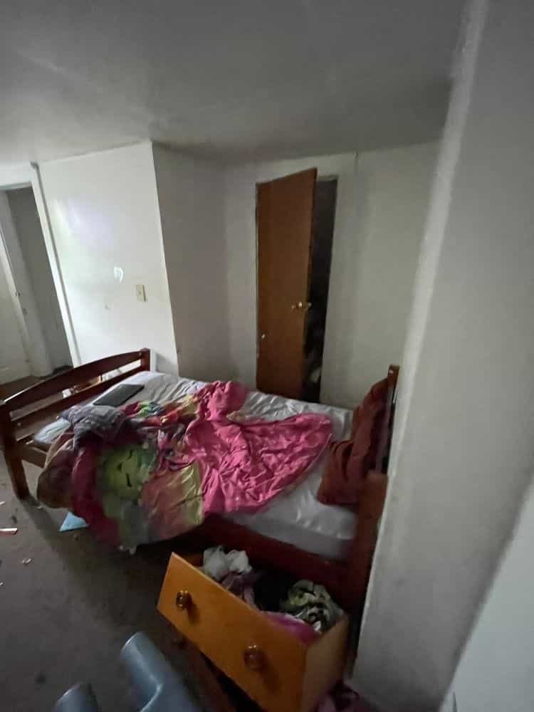 Picture of undefined, number 1