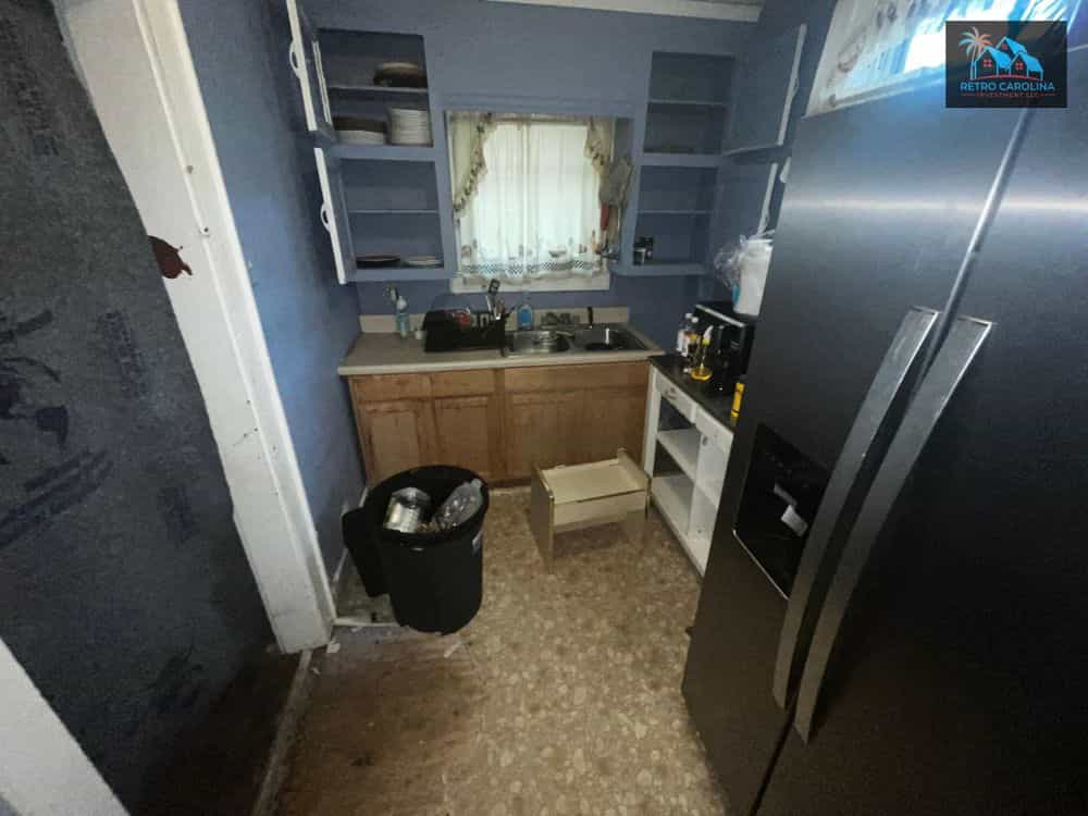 Picture of undefined, number 8