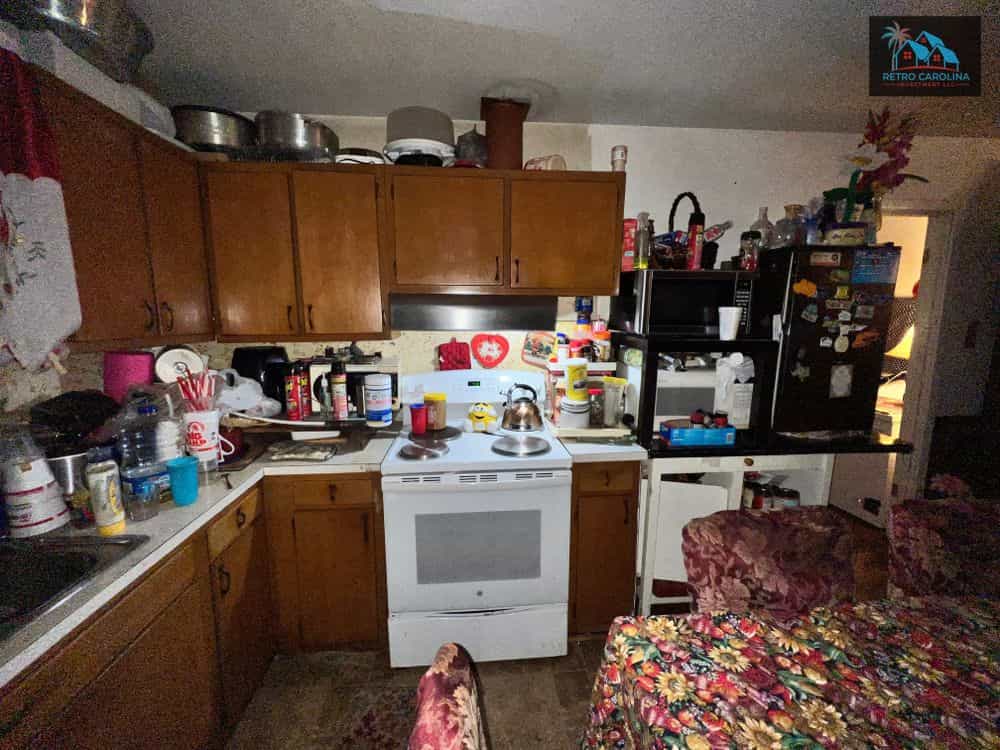 Picture of undefined, number 8