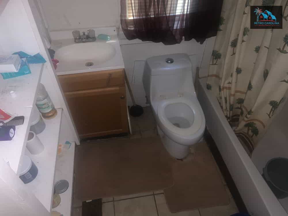 Picture of undefined, number 8