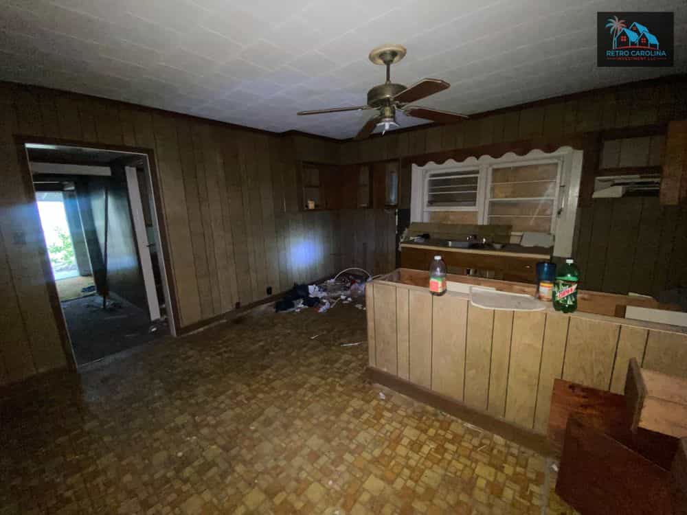 Picture of undefined, number 8