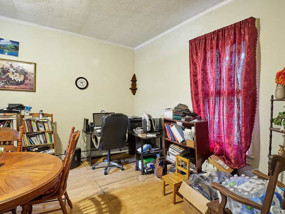 Picture of undefined, number 9