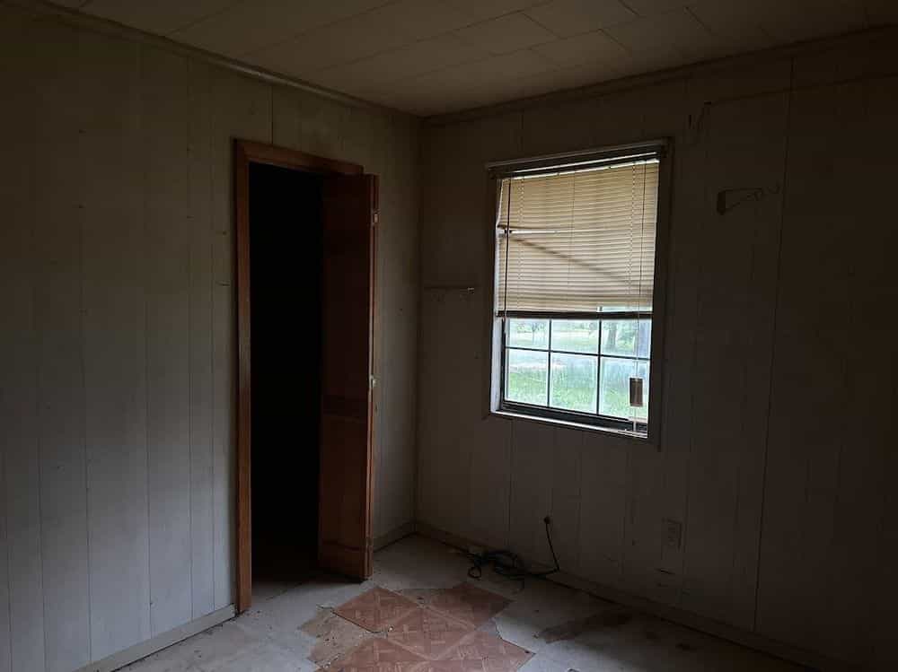 Picture of undefined, number 12