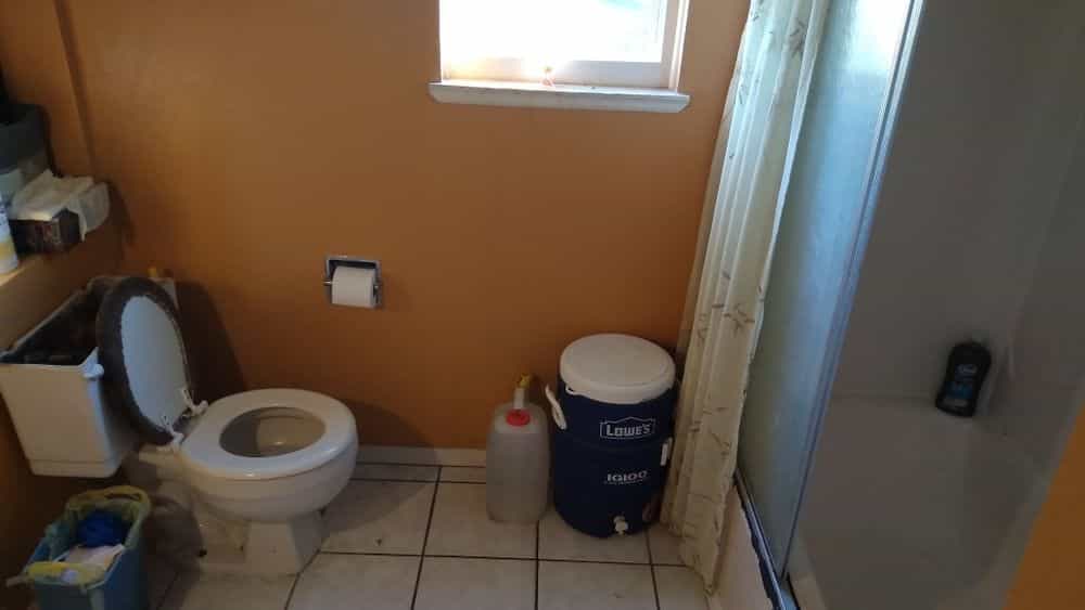 Picture of undefined, number 8