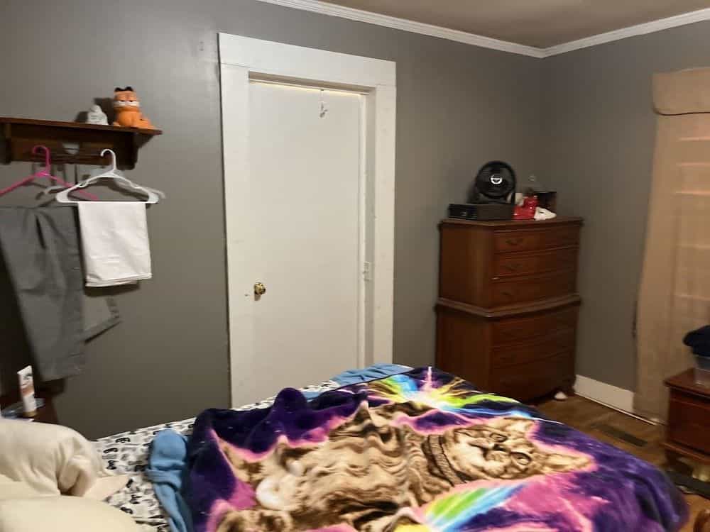 Picture of undefined, number 8