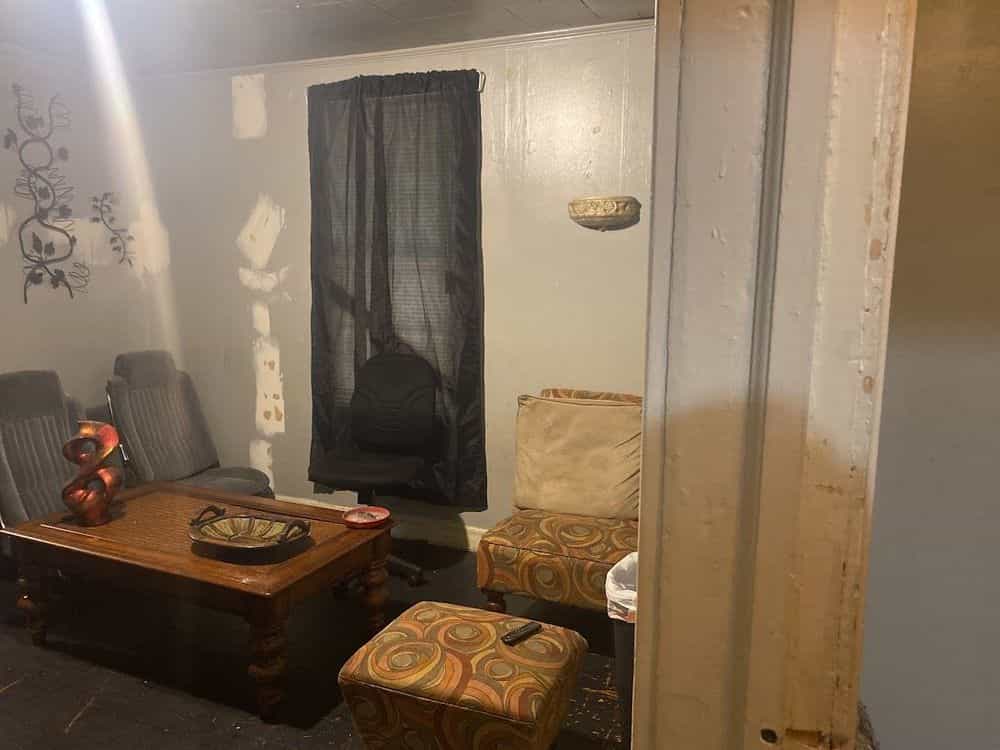 Picture of undefined, number 6