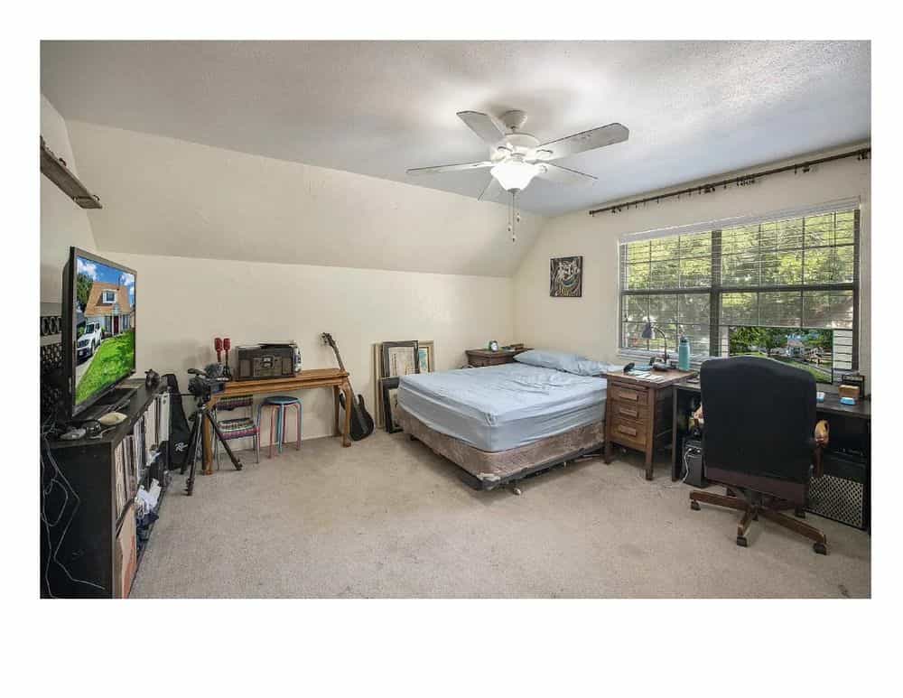 Picture of undefined, number 6