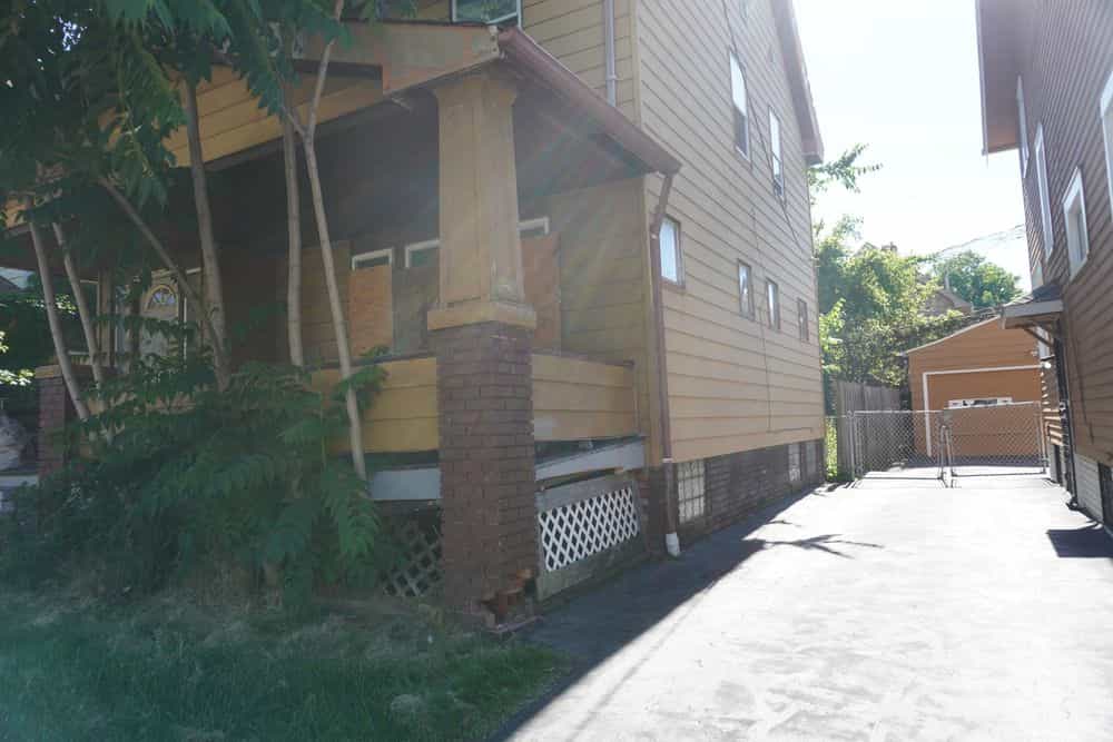 Picture of undefined, number 1