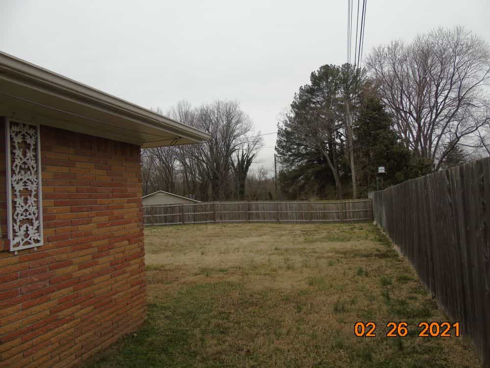 Picture of undefined, number 3