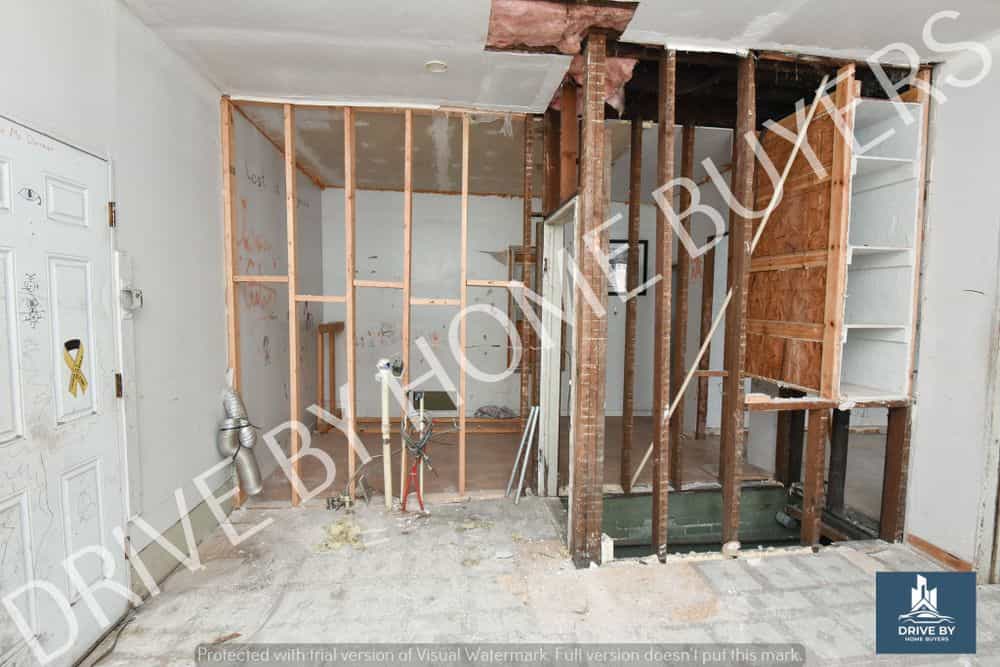 Picture of undefined, number 2