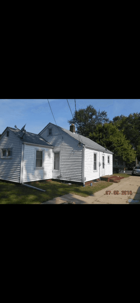 Picture of undefined, number 9