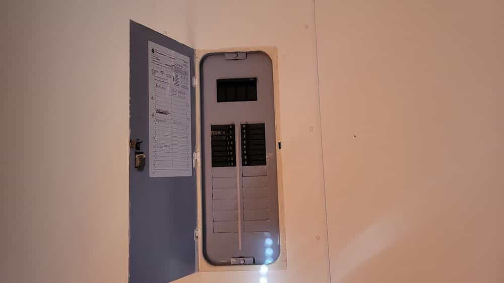 Picture of undefined, number 23