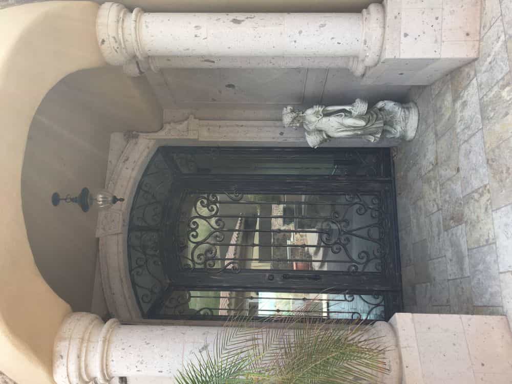 Picture of undefined, number 10