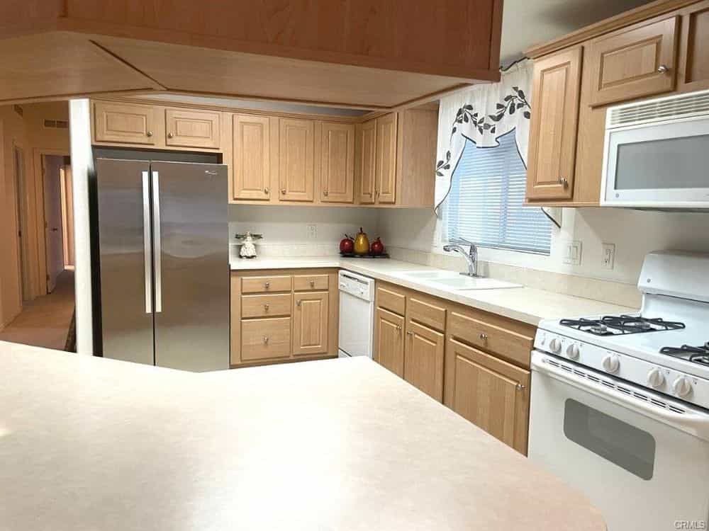 Picture of undefined, number 10