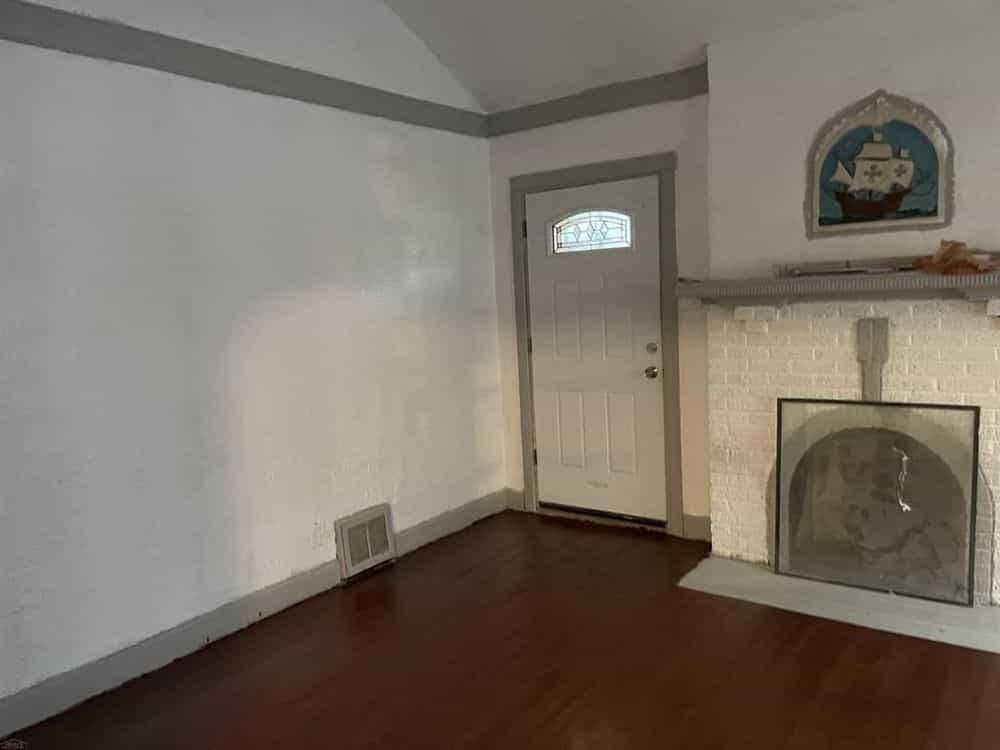 Picture of undefined, number 7