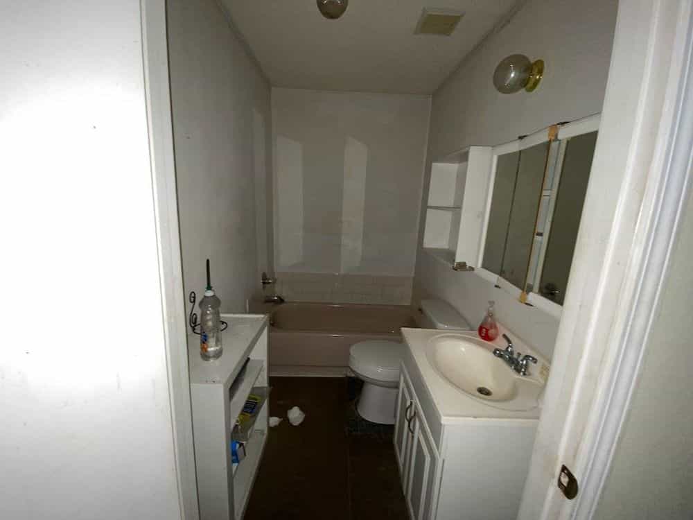 Picture of undefined, number 23