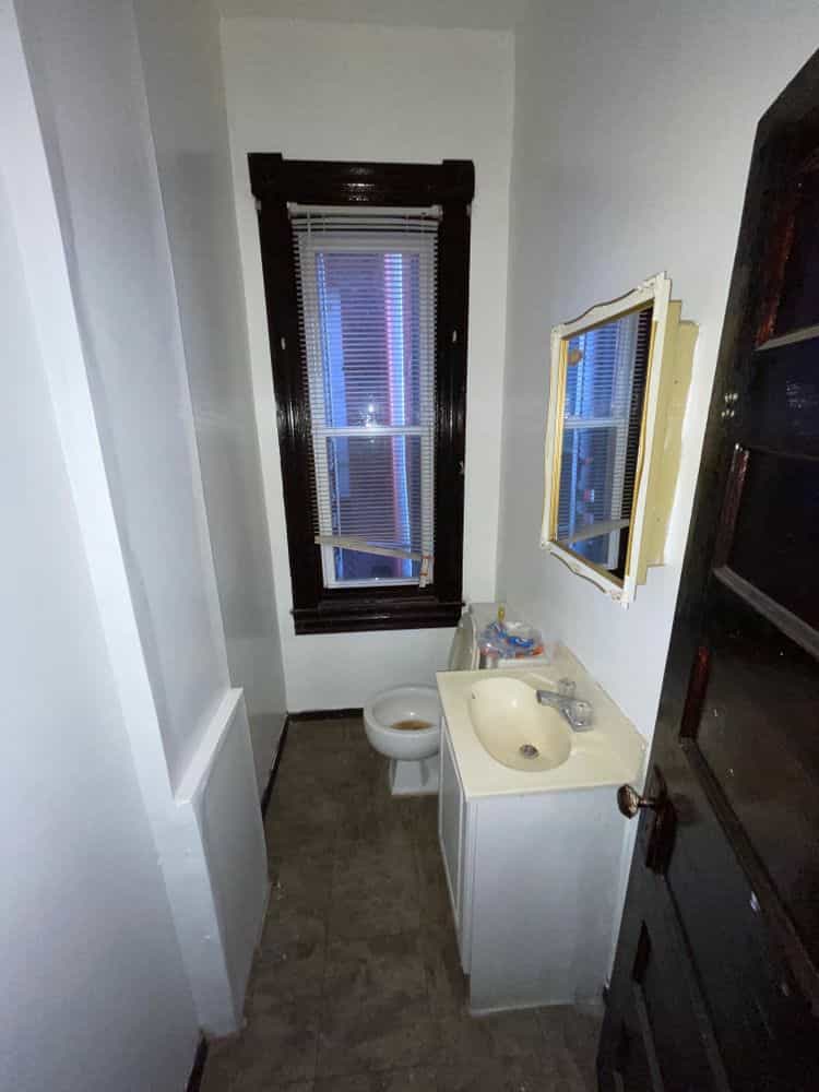 Picture of undefined, number 5