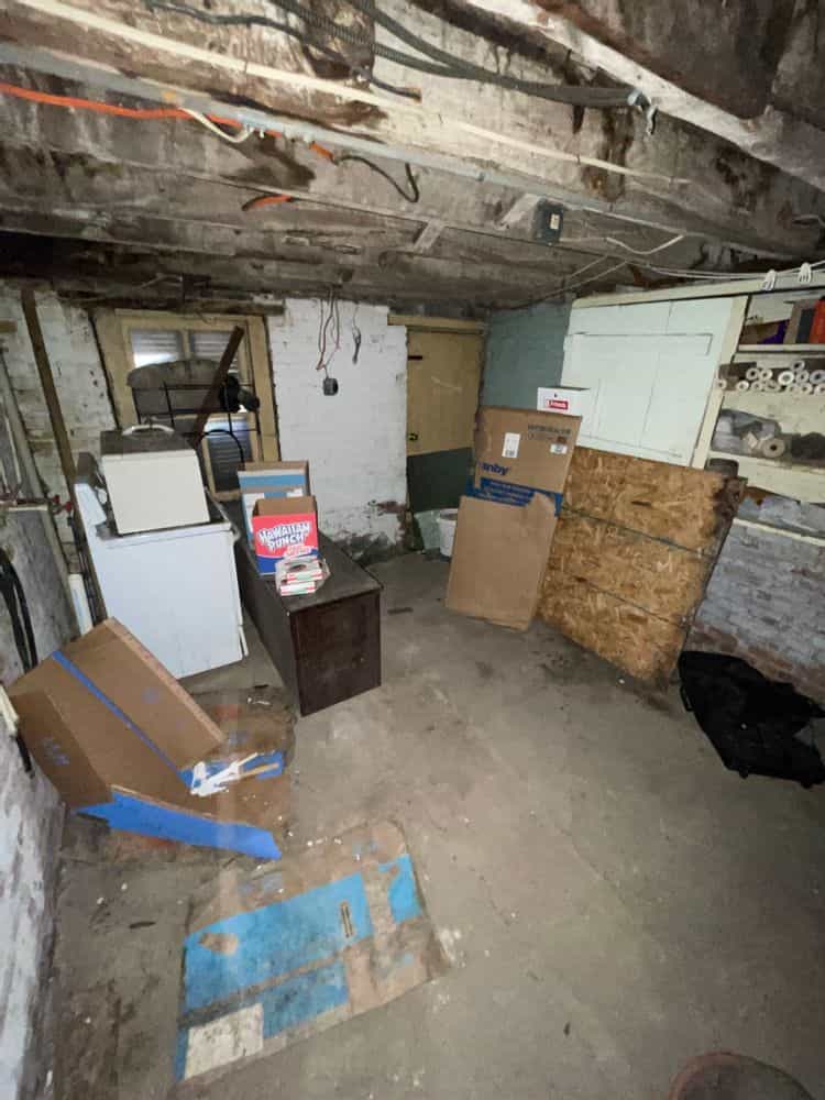 Picture of undefined, number 22