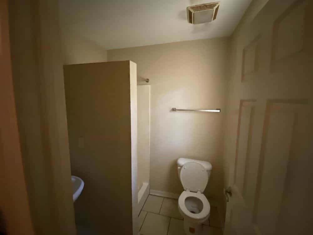 Picture of undefined, number 6