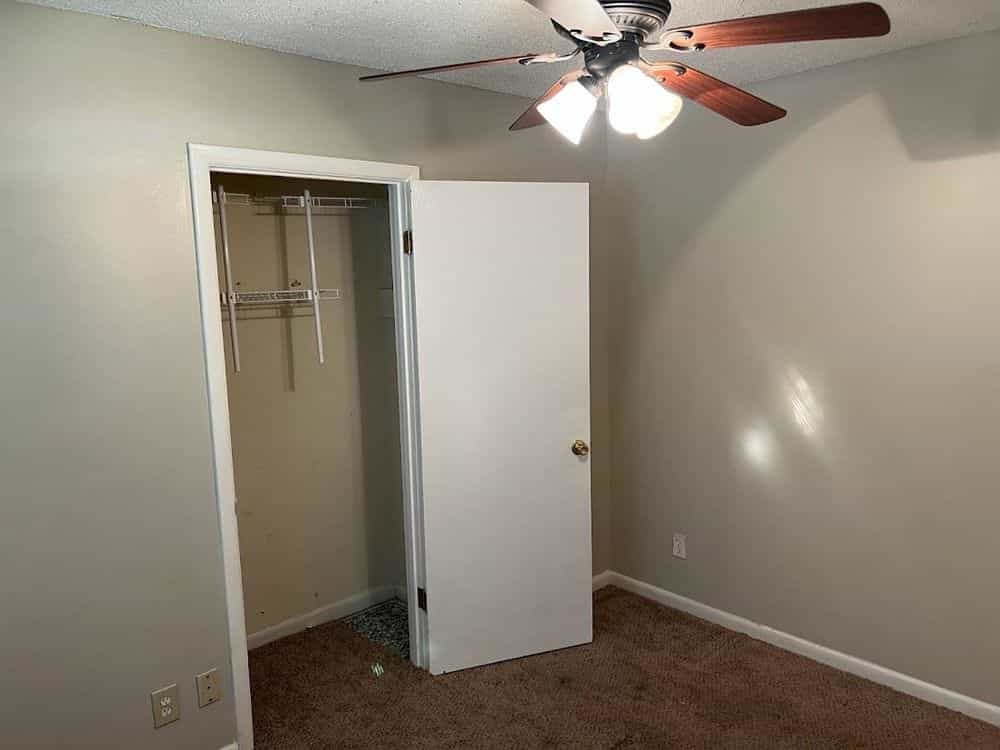 Picture of undefined, number 18