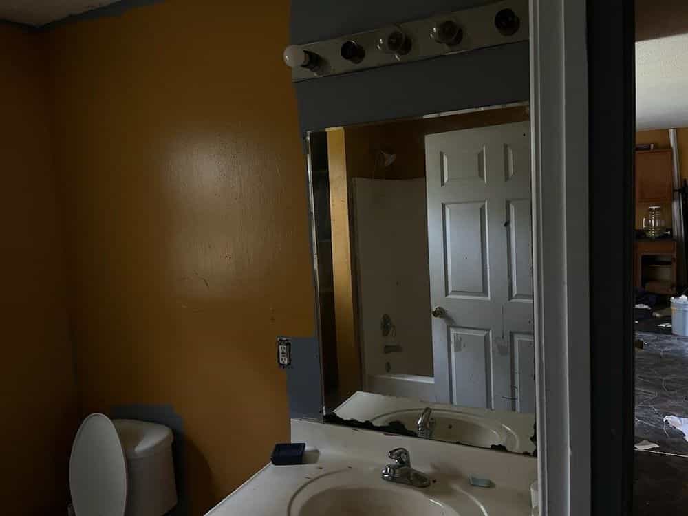 Picture of undefined, number 6