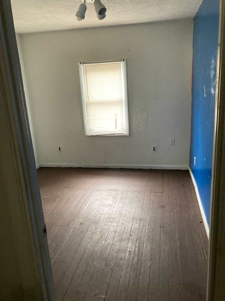 Picture of undefined, number 8