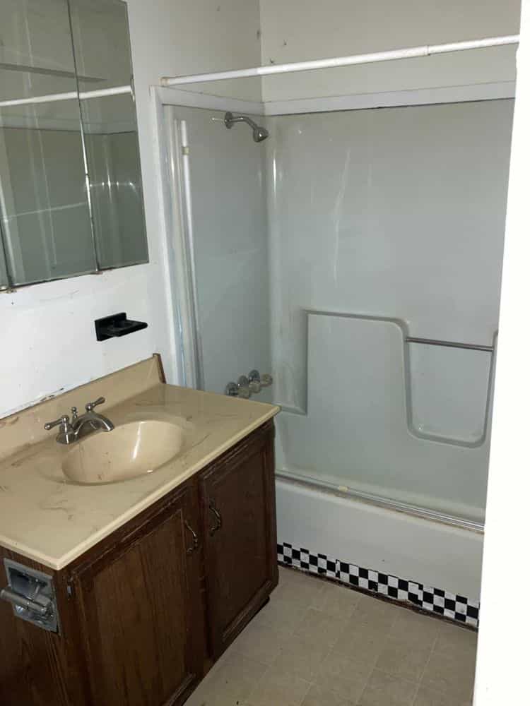 Picture of undefined, number 6