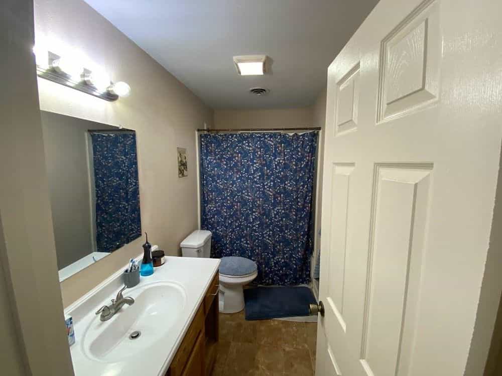 Picture of undefined, number 17