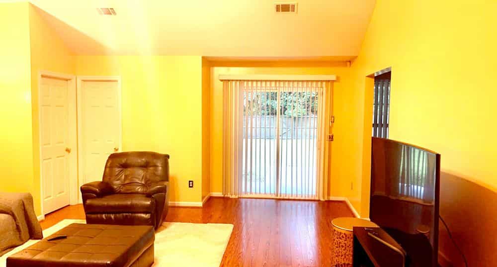 Picture of undefined, number 8