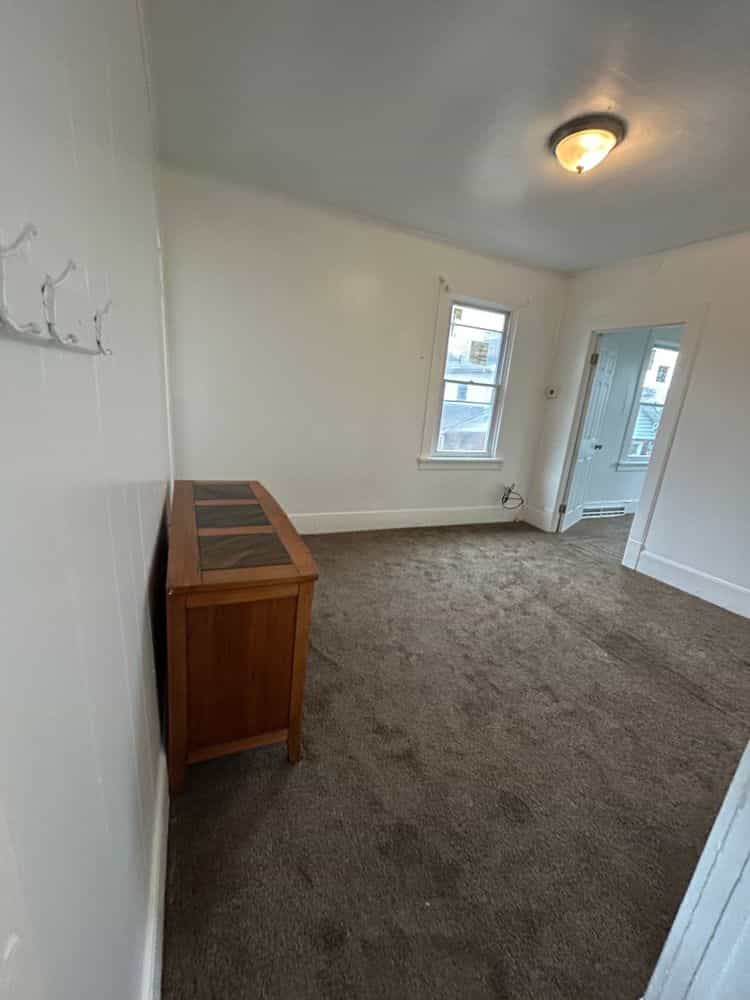 Picture of undefined, number 3