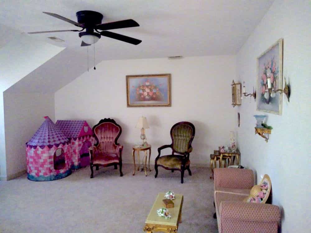 Picture of undefined, number 1