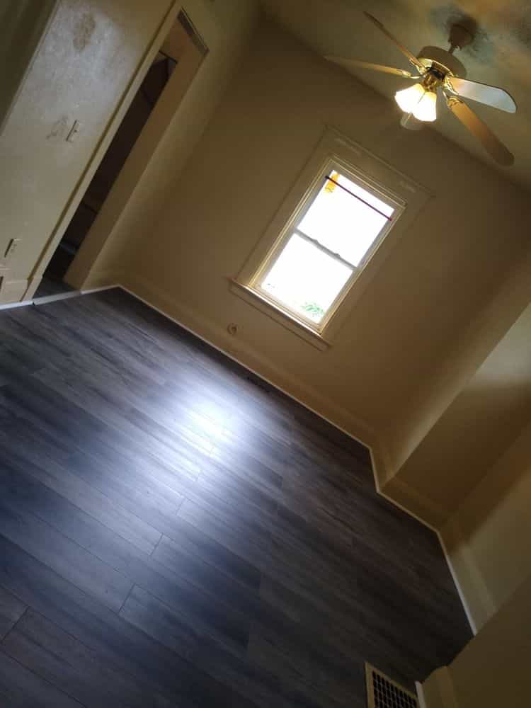 Picture of undefined, number 6